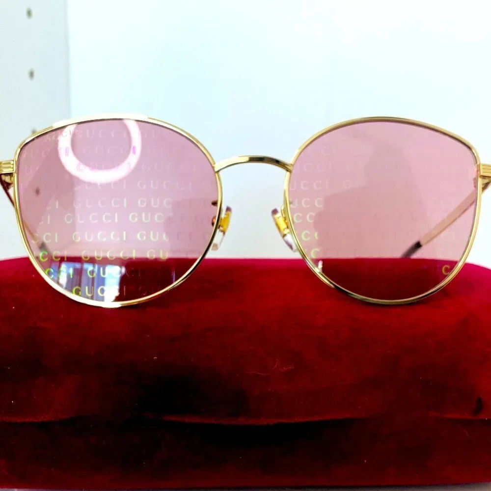 NWT Gucci GG0807SA-004 Gold Oversized 58mm Sunglasses